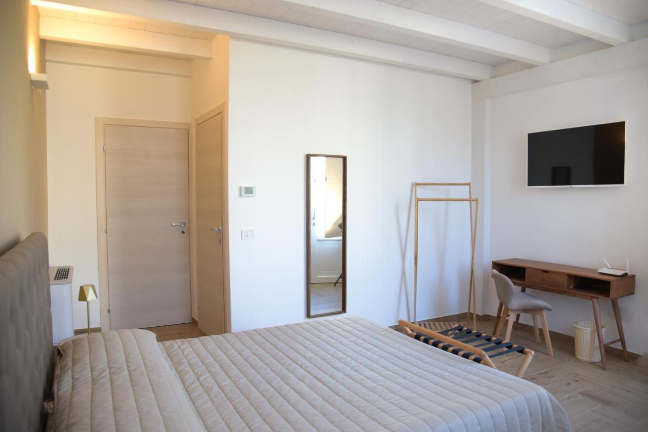 Serenity Apulian Rooms Trepuzzi Exteriör bild